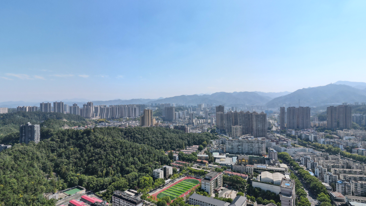已制作 · 高清全景 06正视角封面