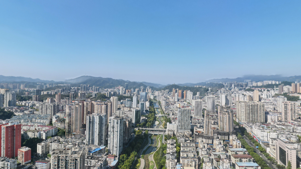 已制作 · 高清全景 03正视角封面